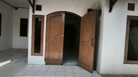 Rumah Utama Beserta Kontrakan 13 Pintu di Karet, Setiabudi Kuningan