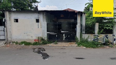 Dijual Rumah SHM Pusat Kota di Jalan Petemon Surabaya