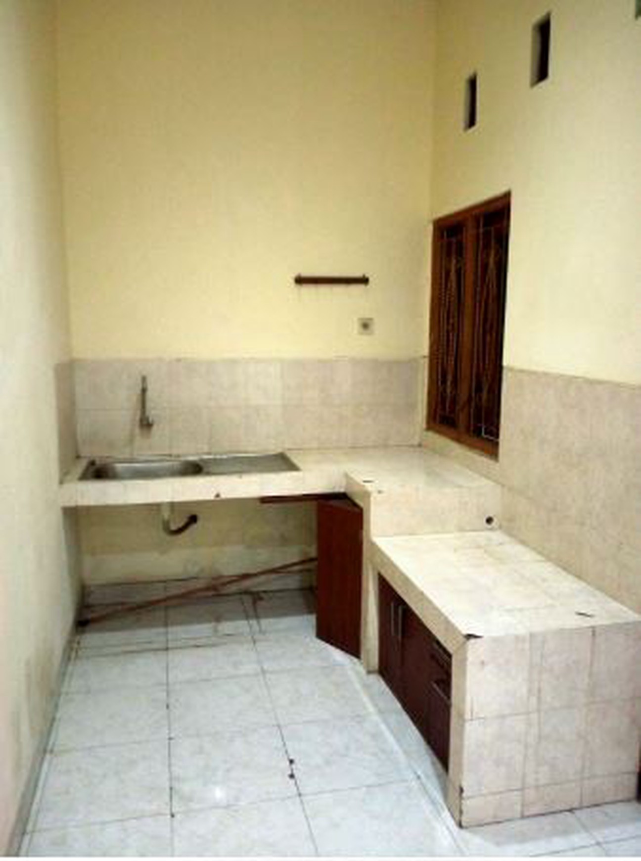 Rumah Dalam Perum Citra Graha Sardonoharjo Ngaglik Sleman 