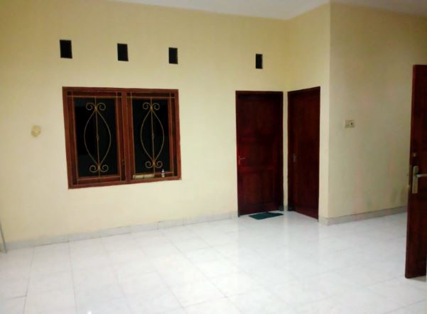 Rumah Dalam Perum Citra Graha Sardonoharjo Ngaglik Sleman 