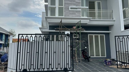 Dijual Rumah Baru Jemursari Selatan  - Modern 2 Lantai Hook Luas 135 m2 - Surabaya Dekat Raya Jemursari, Ubaya Tenggilis Mejoyo, Uk Petra Siwalankerto