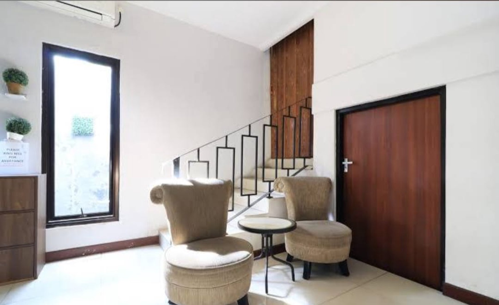 Di Jual Segera Hotel Bintang 2 lokasi di Jl Buana Karya dekat Tol Pondok Pinang, Jakarta Selatan