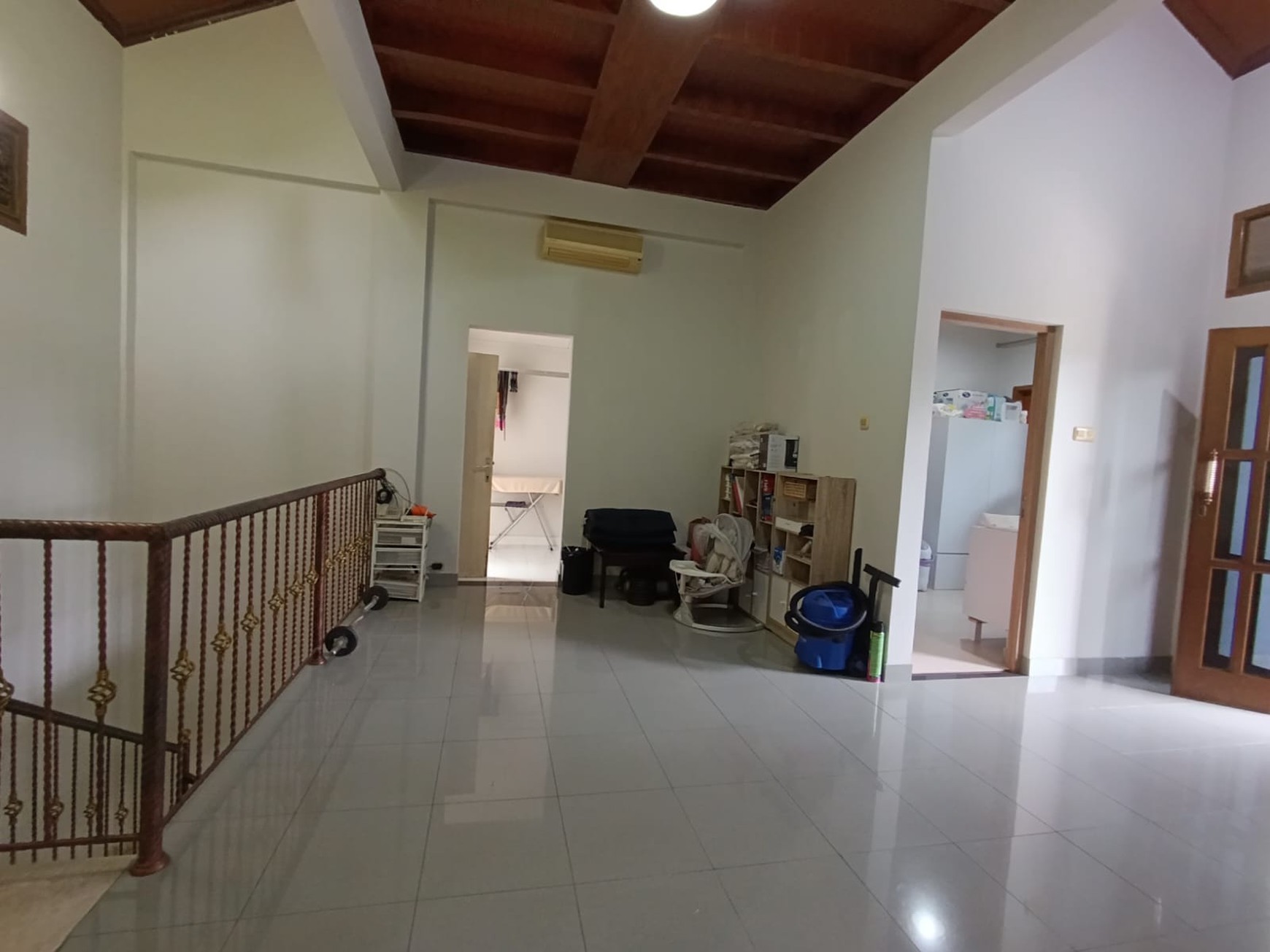 Di jual Rumah 2lt siap huni di Jl Maleo Residence Bintaro Sektor 9 Pondok Aren Tangerang Selatan
