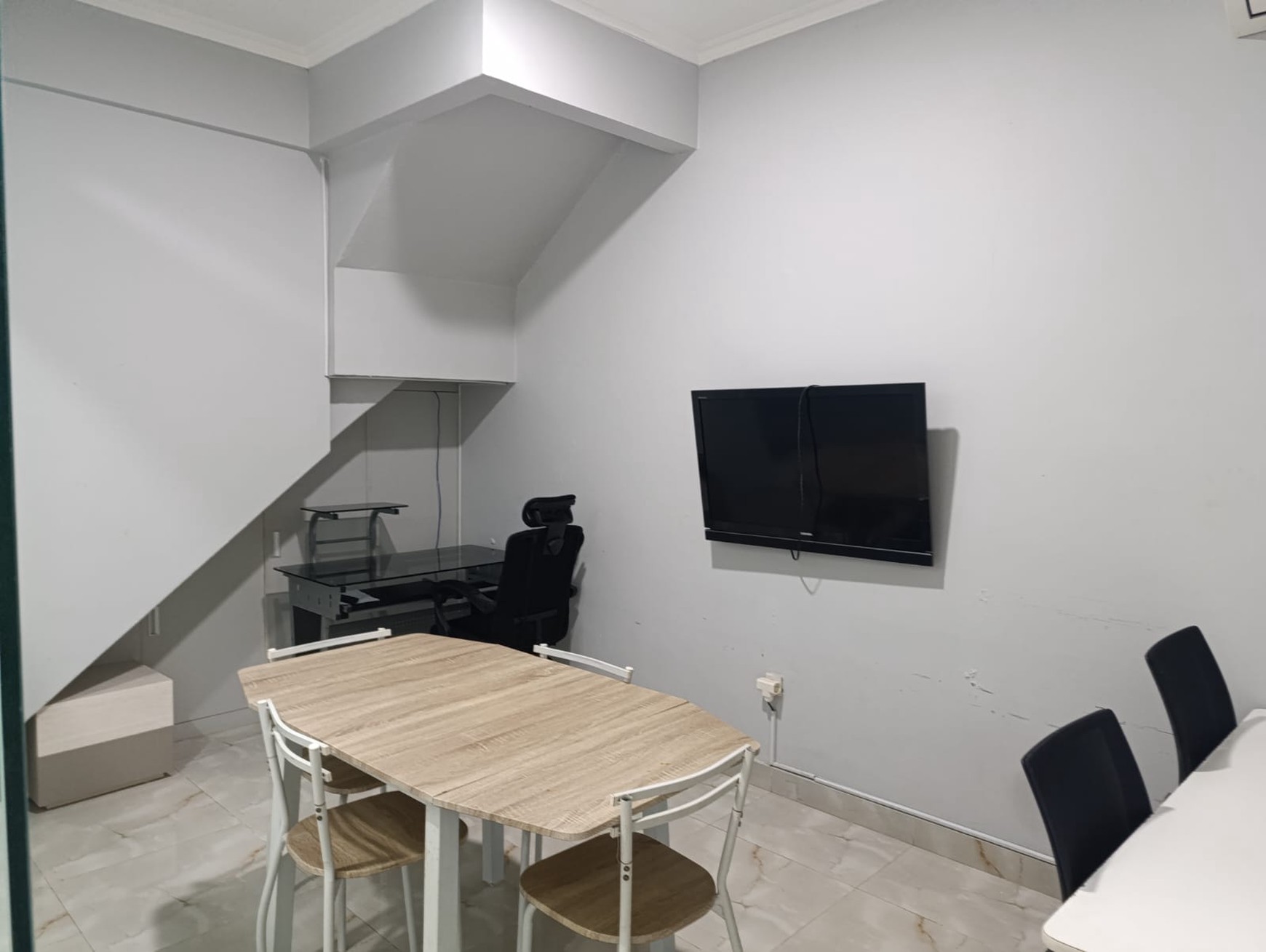 Di jual Ruko Vistorian di Jl. Bintaro Utama Pd Aren - Bintaro Pondok Aren Tangerang Selatan