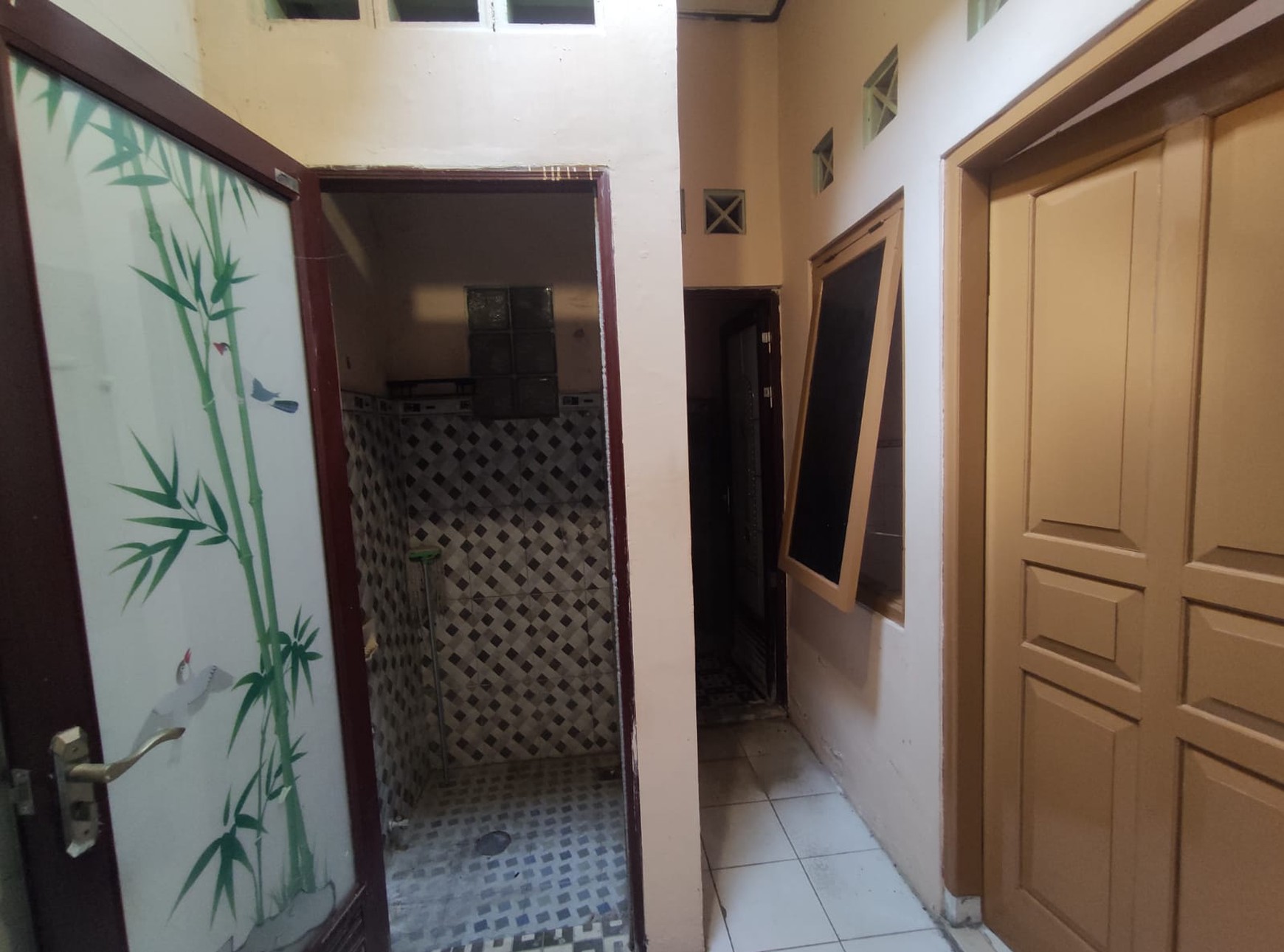 Rumah Dalam Perum Berlian Indah Pandeyan Umbulharjo Yogyakarta