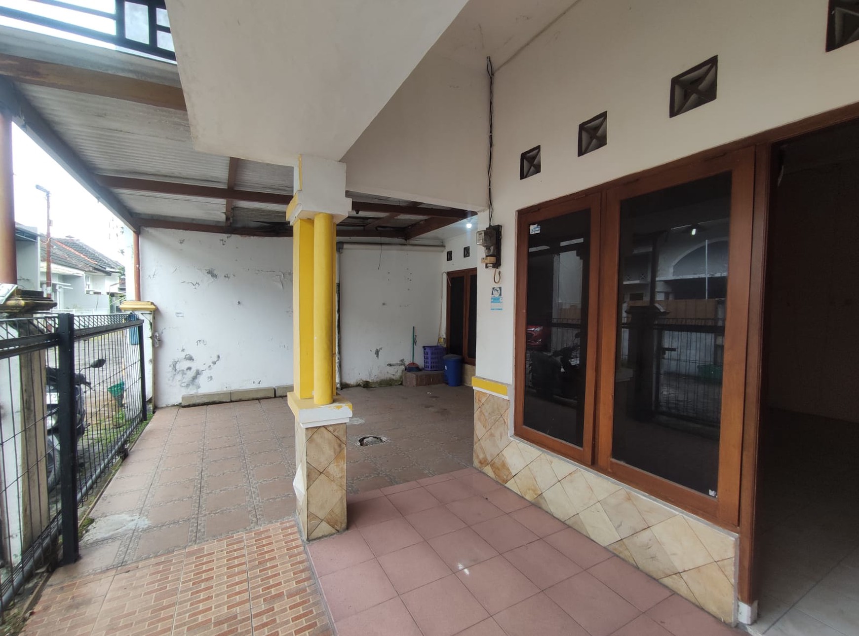 Rumah Dalam Perum Berlian Indah Pandeyan Umbulharjo Yogyakarta
