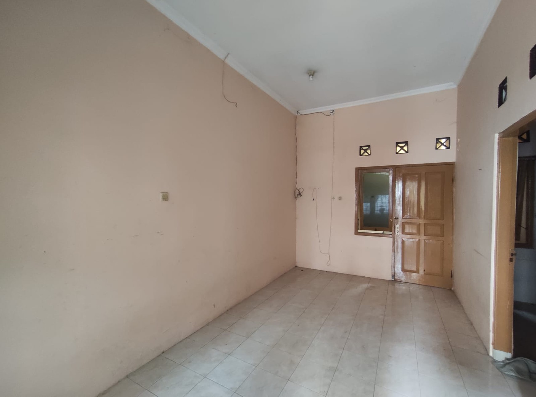 Rumah Dalam Perum Berlian Indah Pandeyan Umbulharjo Yogyakarta
