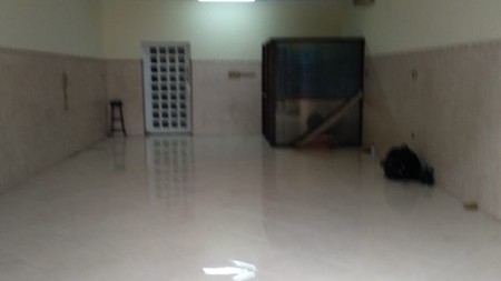 Dijual Ruko 2 lantai Pusat Kota di Jl Kedungdoro Surabaya