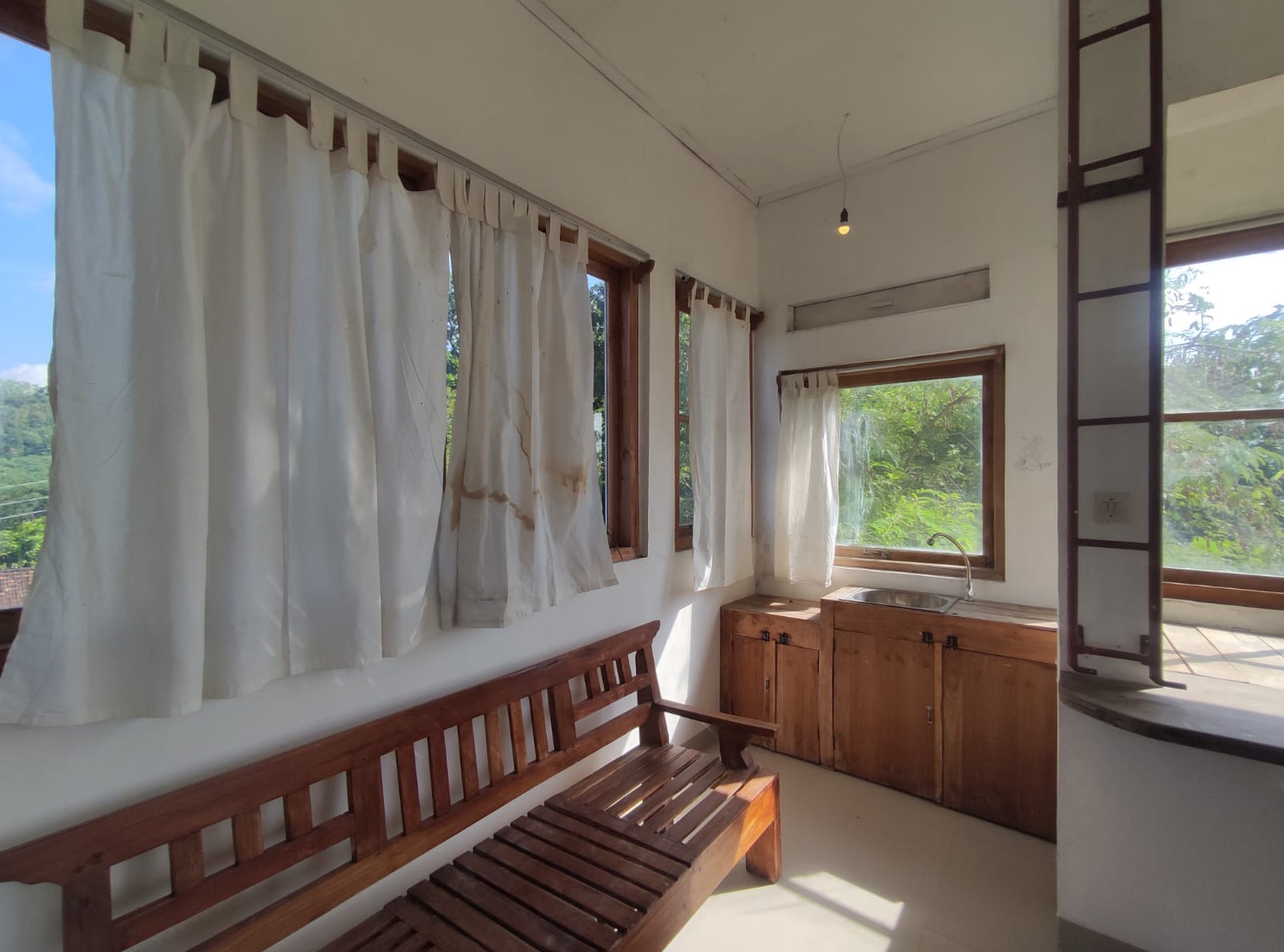 Rumah Villa Semi Furnish Lokasi Dekat Kampus UMY Tamantirto Kasihan Bantul