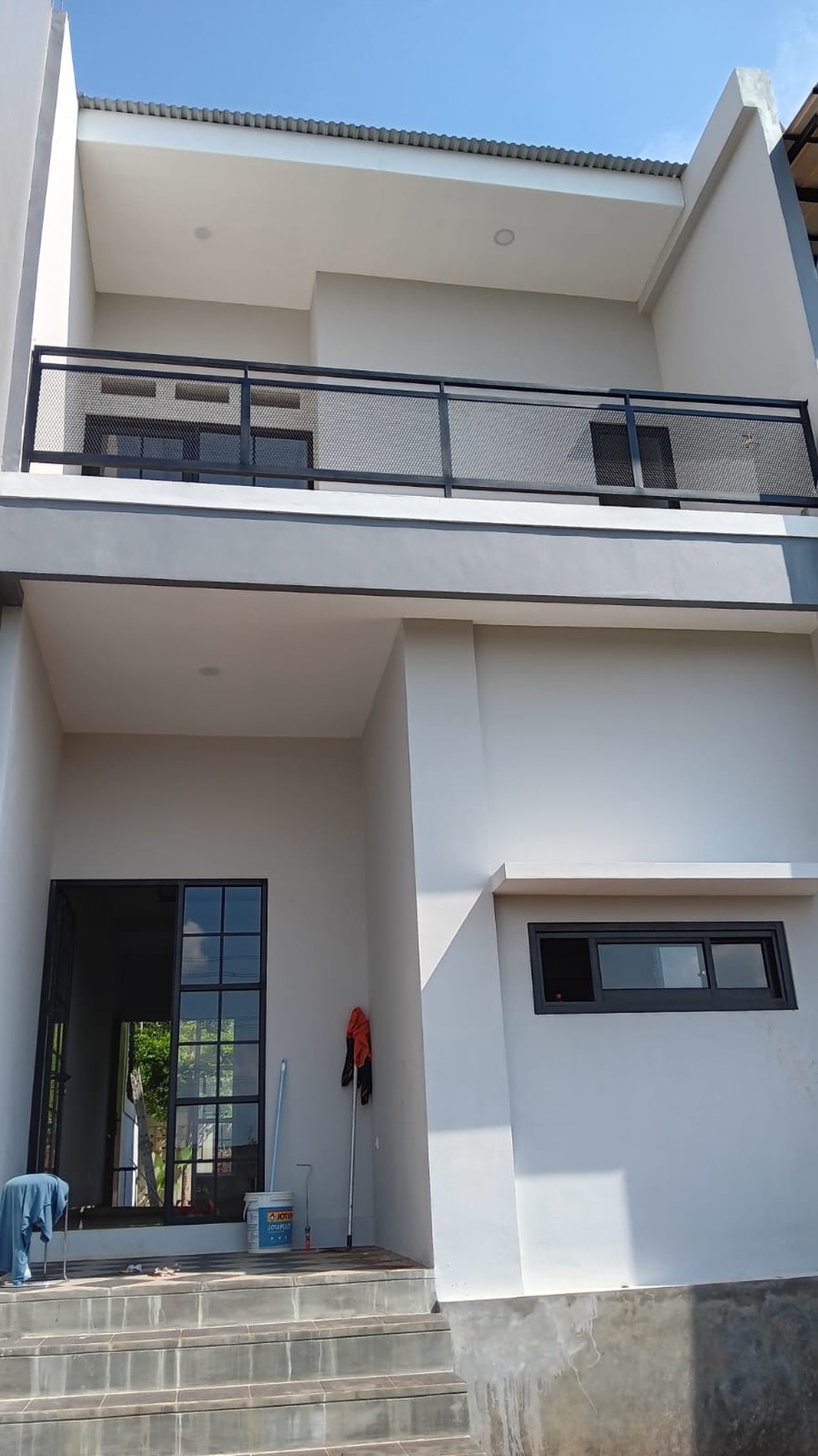 Rumah 2 Lantai Siap Huni dengan Hunian Nyaman dan Asri @Depok