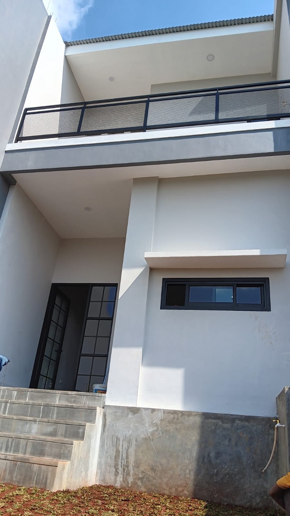 Rumah 2 Lantai Siap Huni dengan Hunian Nyaman dan Asri @Depok