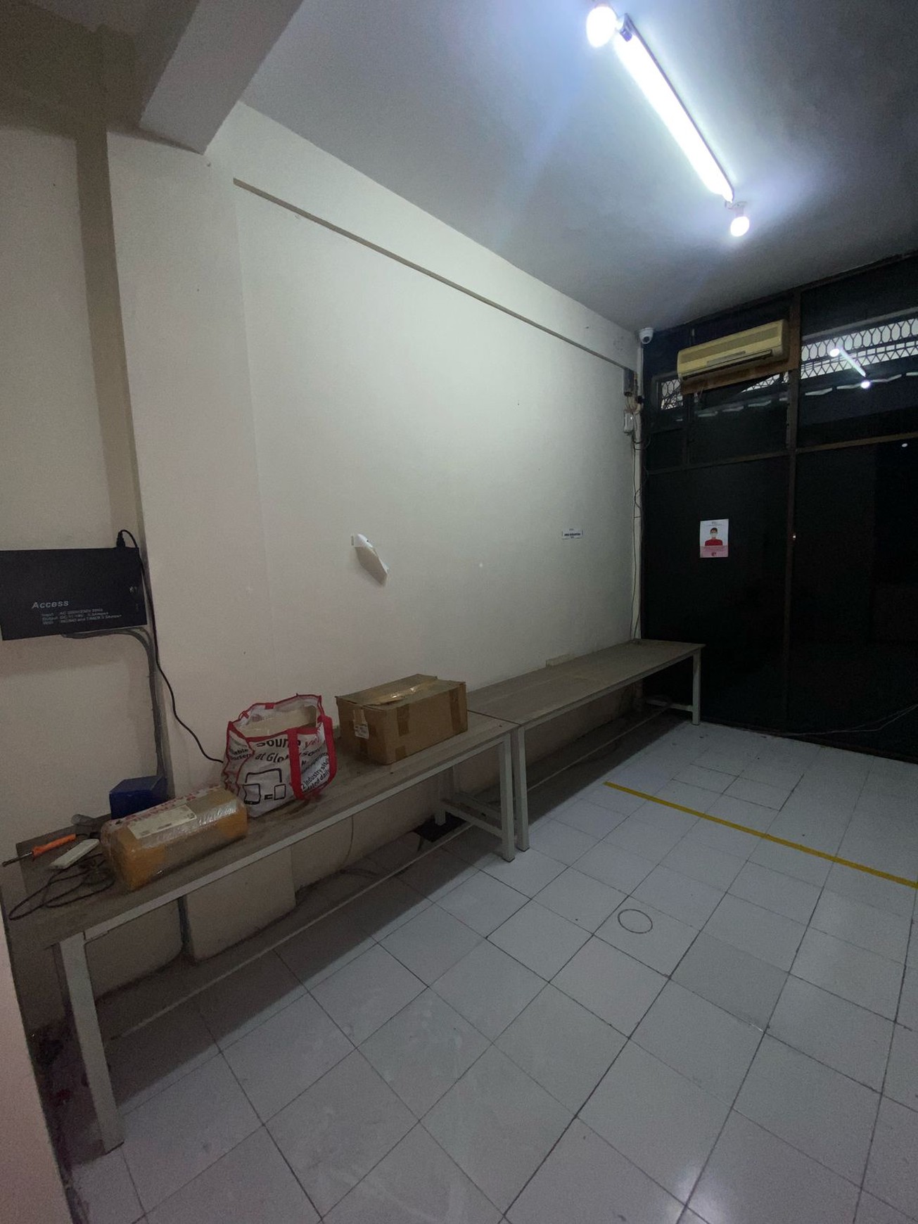 Cocok Usaha! Ruko di Klampis 21 Surabaya - 3 Lantai & Harga Bersahabat