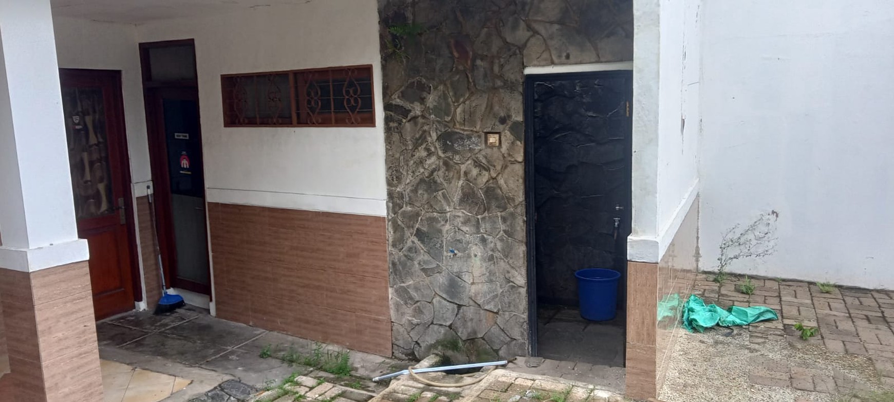 Ruang Usaha Lokasi Strategis Pinggir Jalan Raya @Ciputat Timur