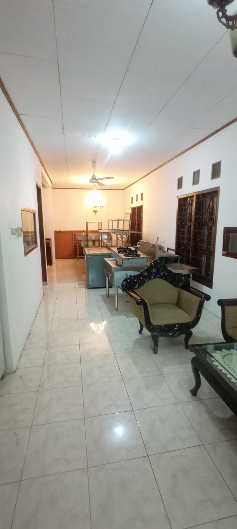 Ruang Usaha Lokasi Strategis Pinggir Jalan Raya @Ciputat Timur