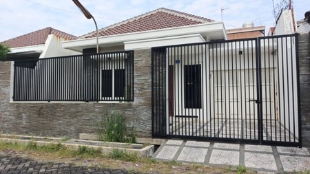 Dijual Cepat Rumah Siap Huni Lokasi Di Manyar Surabaya