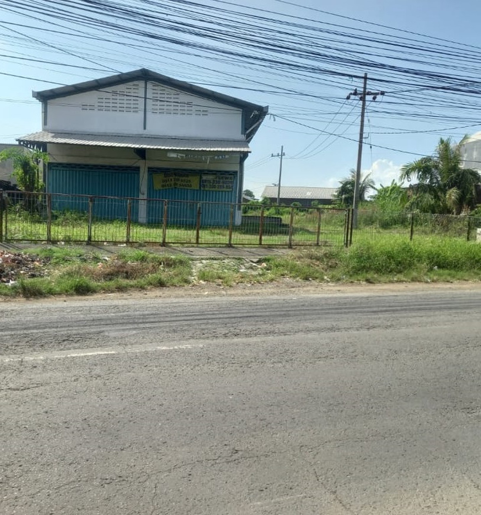DISEWAKAN GUDANG JALAN RAYA KEPATIHAN GRESIK