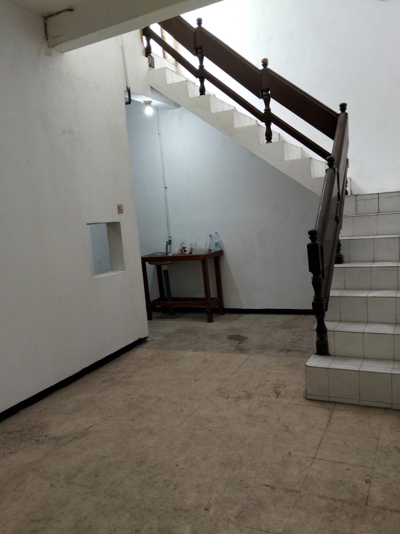 Dijual Rumah Wisma Pagesangan