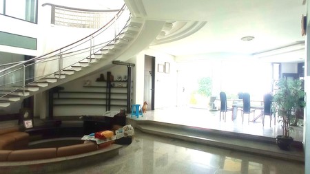 DiJual Rumah Dharmahusada Indah,Selangkah ke Galaxy Mall n Merr