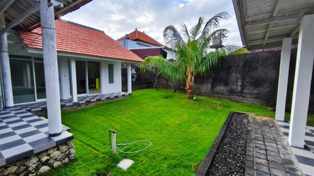 For Rent Comfortable and Peaceful 4-Bedroom House in Tanjung Benoa