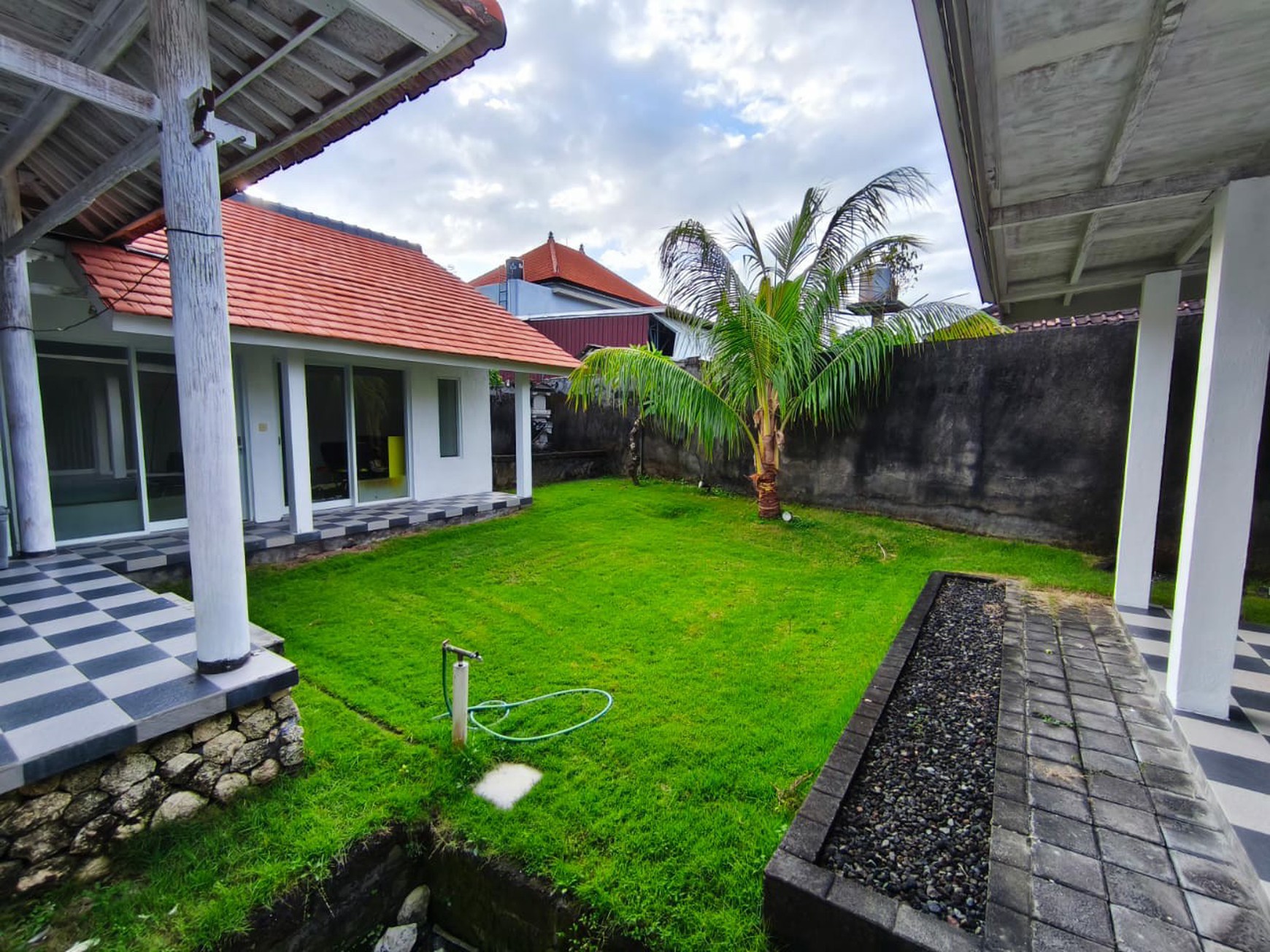 For Rent Comfortable and Peaceful 4-Bedroom House in Tanjung Benoa