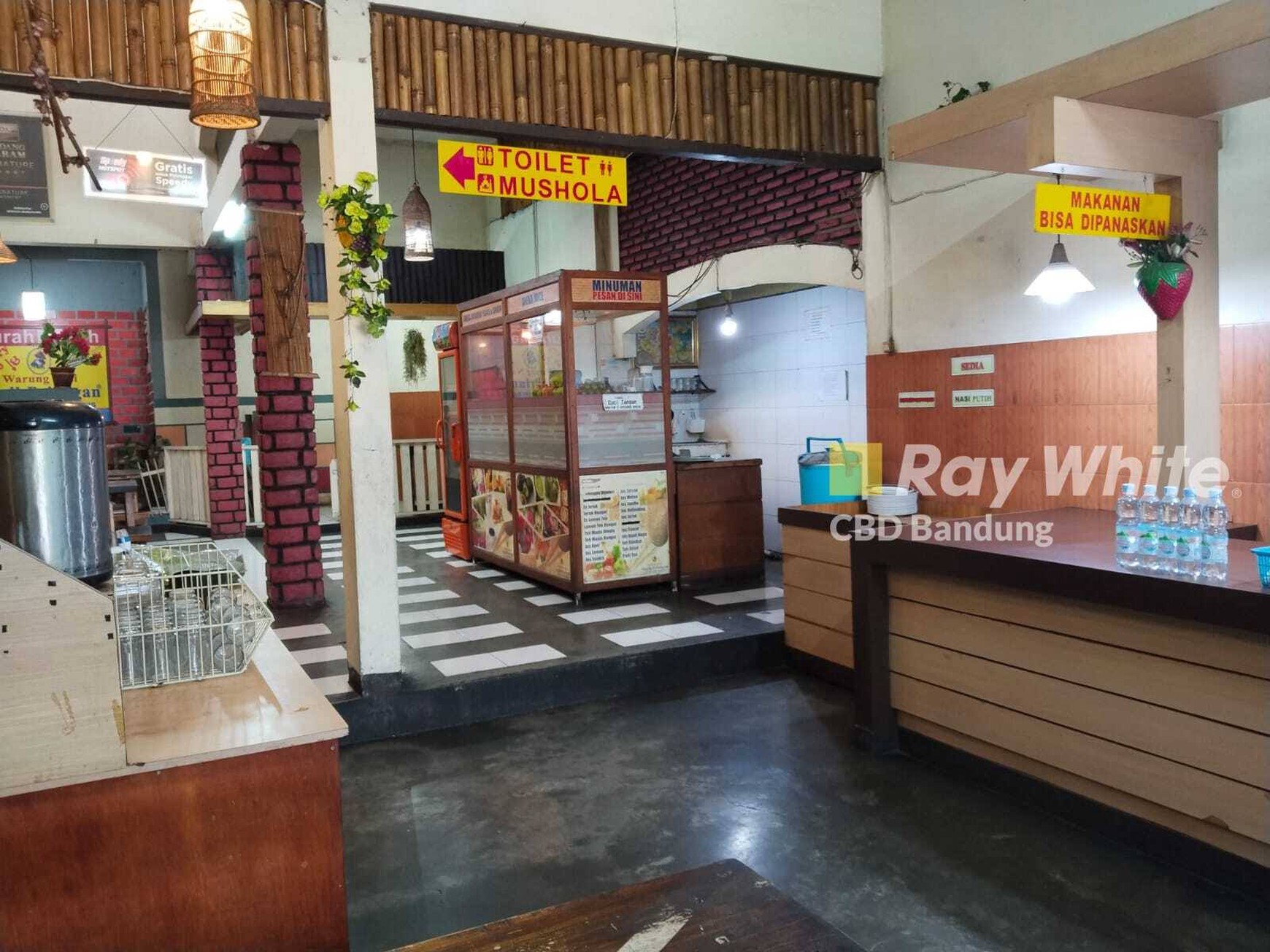 Rumah usaha di Mainroad terusan jakarta strategis hoek
