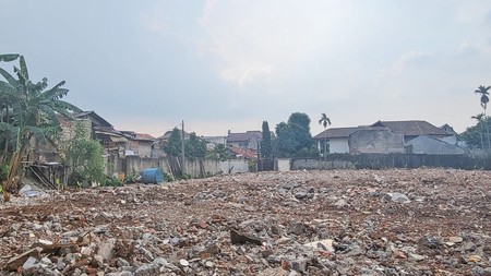 Tanah Luas untuk komersial di Pejaten Raya Jakarta Selatan