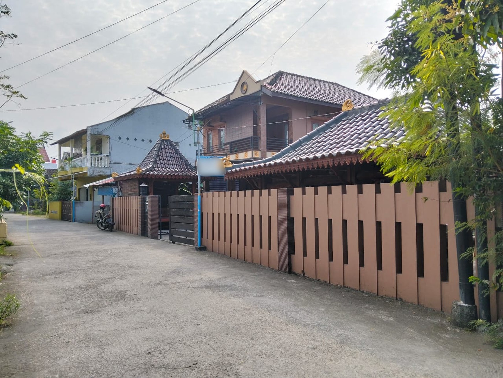 Rumah 5 Kamar Tidur Lokasi Dekat Pasar Niten Kasihan Bantul