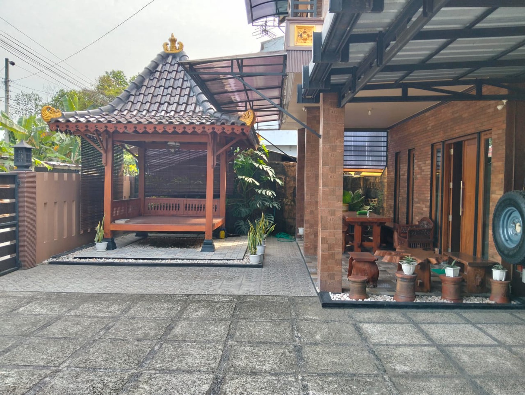 Rumah 5 Kamar Tidur Lokasi Dekat Pasar Niten Kasihan Bantul