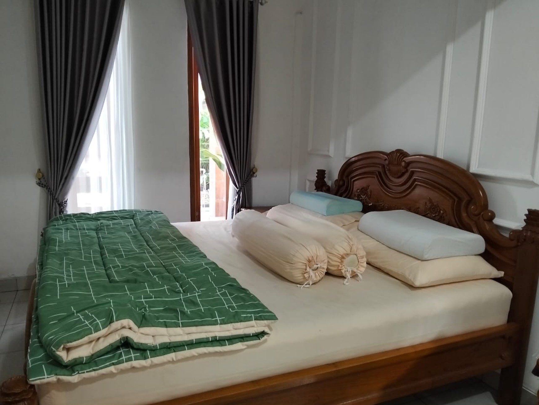 Rumah 5 Kamar Tidur Lokasi Dekat Pasar Niten Kasihan Bantul