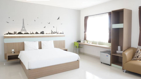 Hotel Strategis Dekat MERR Surabaya Timur - Sertifikat SHM & Parkir Luas