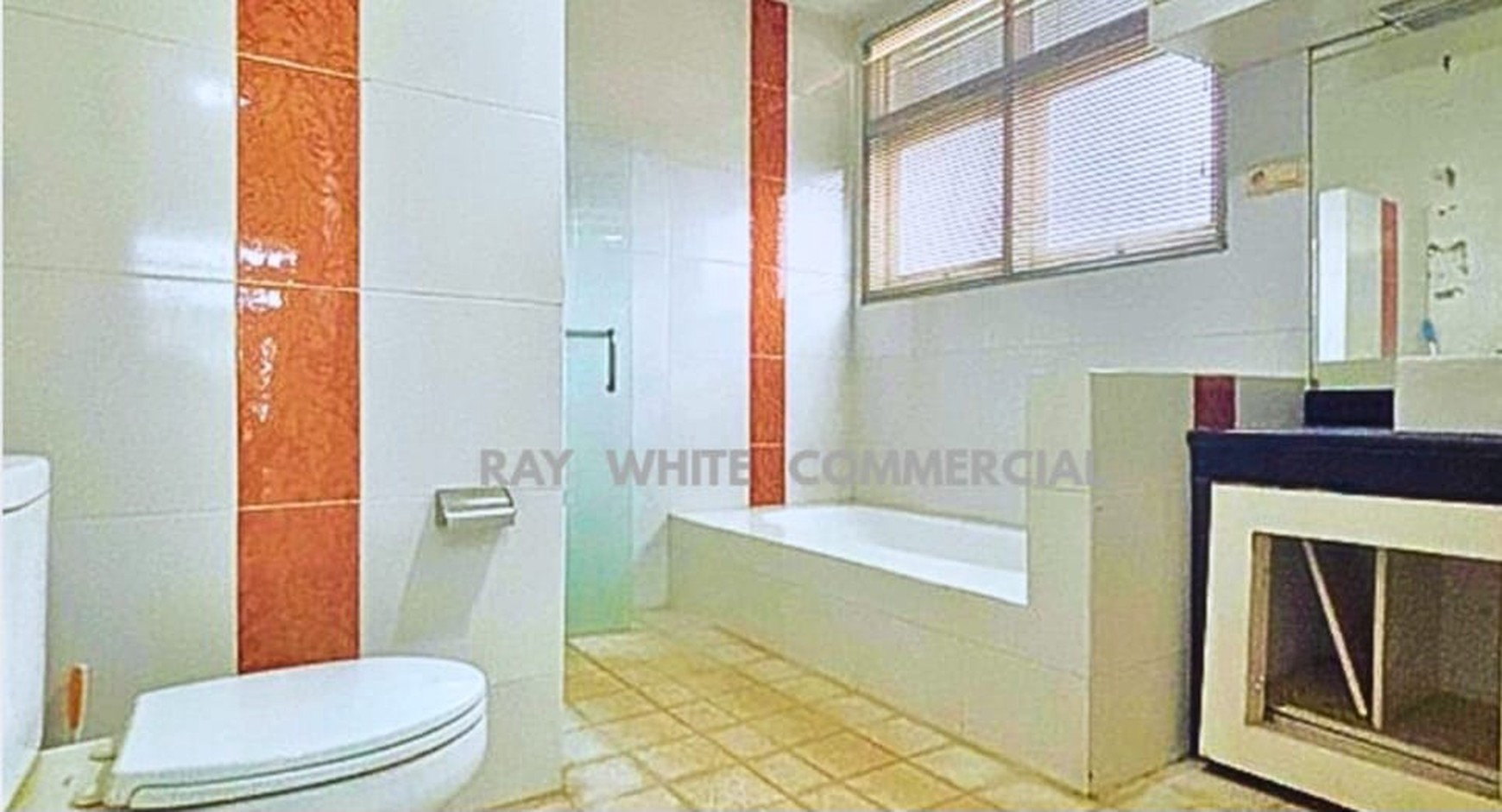 Hot Property !! Rumah di lokasi premium, Sisingamaraja, kebayoran baru, Jakarta Selatan.