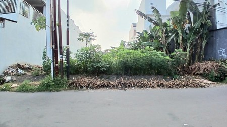 Tanah 1025 Meter Persegi Lokasi Strategis Dekat Pakuwon Mall, Condongcatur Depok Sleman