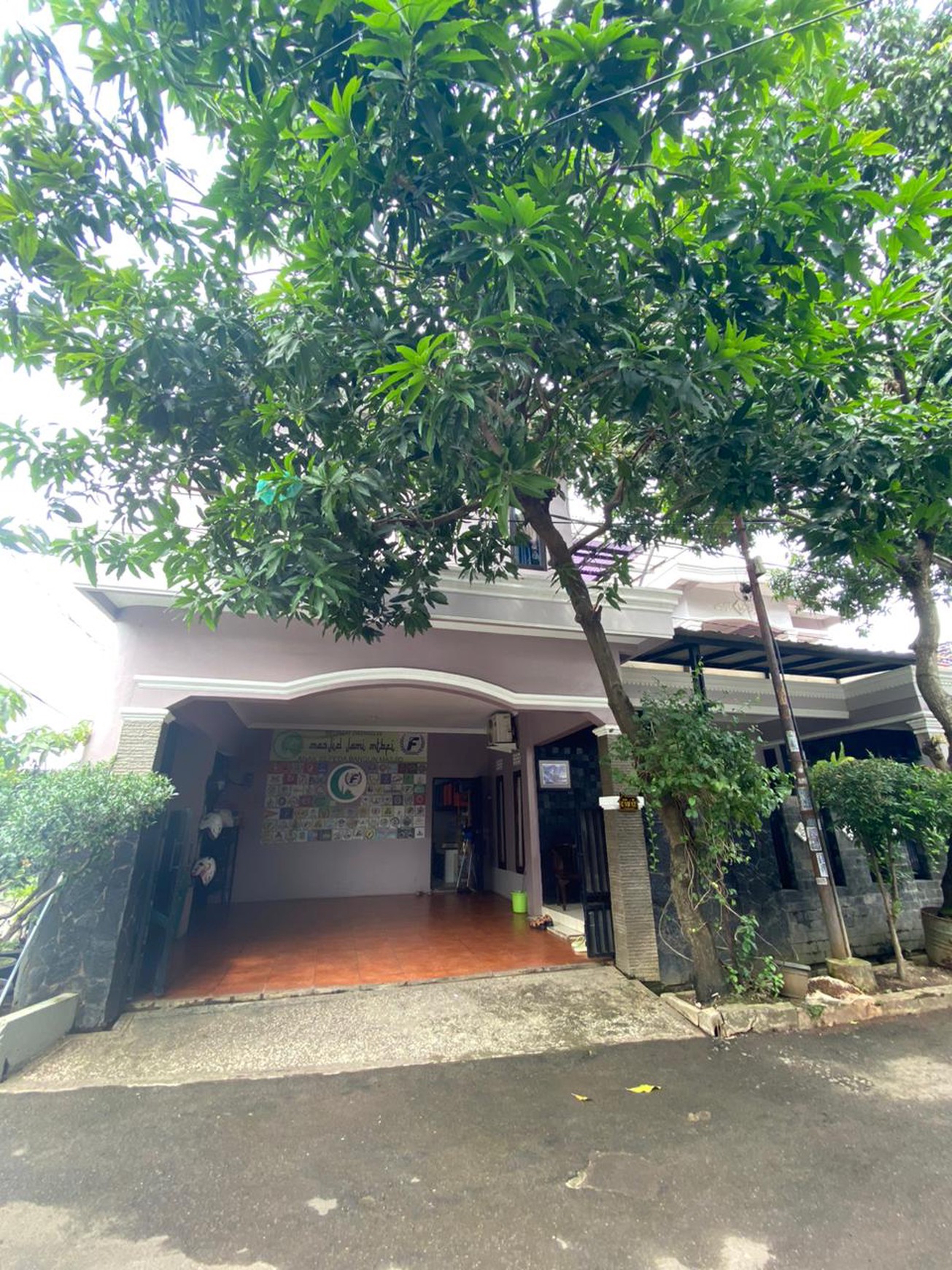 Rumah + Kosan 2 Lantai di Pondok Aren - Posisi Hook, Strategis & Produktif