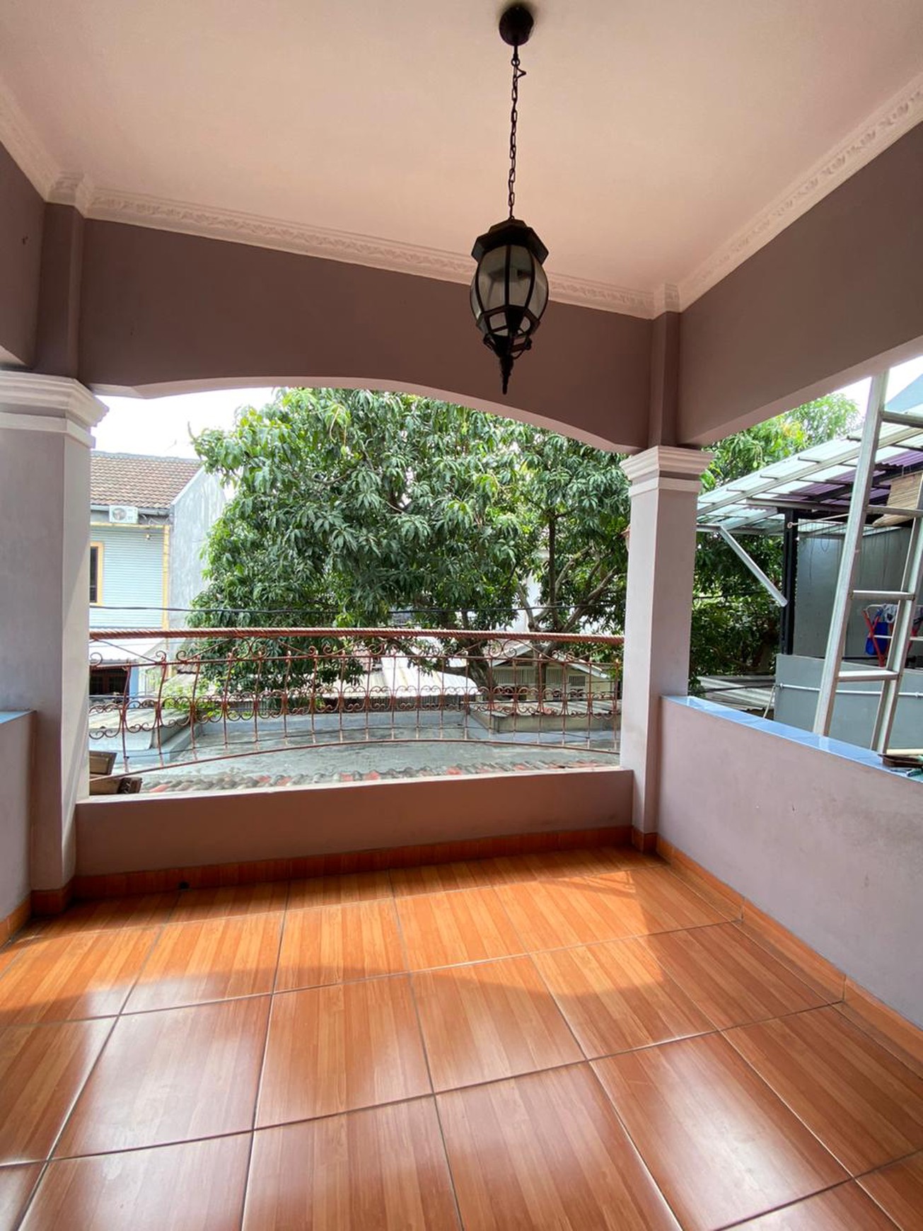 Rumah + Kosan 2 Lantai di Pondok Aren - Posisi Hook, Strategis & Produktif