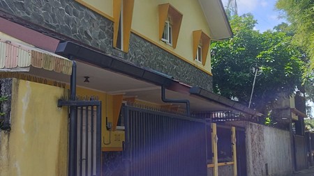 Rumah Semi Furnish Dalam Perum Di jalan Padma Sariharjo Ngaglik Sleman