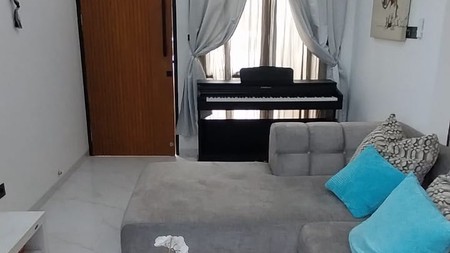 Di Sewakan Rumah Cantik Full Furnish Siap Huni Lingkungan Asri dan Nyaman 