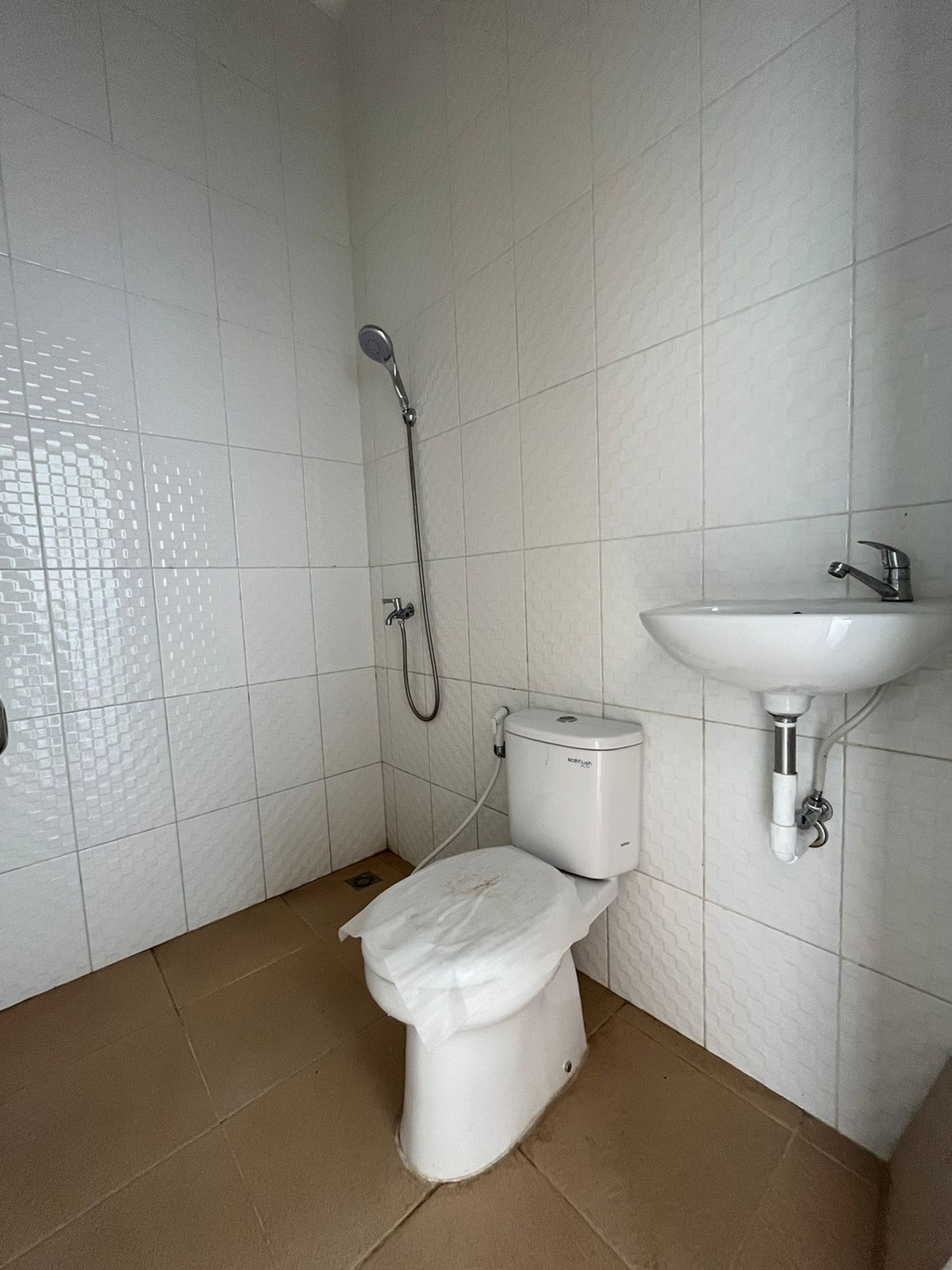 Rumah Brand new minimalis di Cipadu Pondok Aren