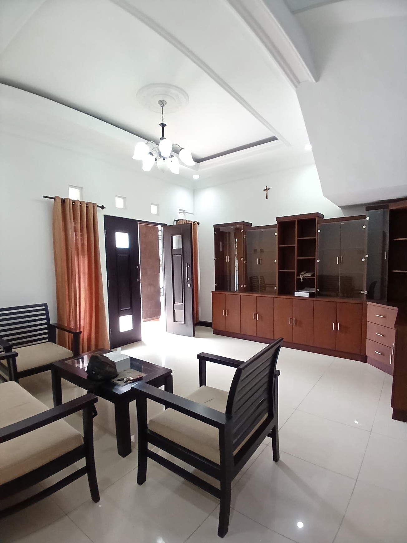 Disewakan Rumah Tinggal Furnish Dalam Perumahan Kuantan Regency Bener Tegalrejo Yogyakarta