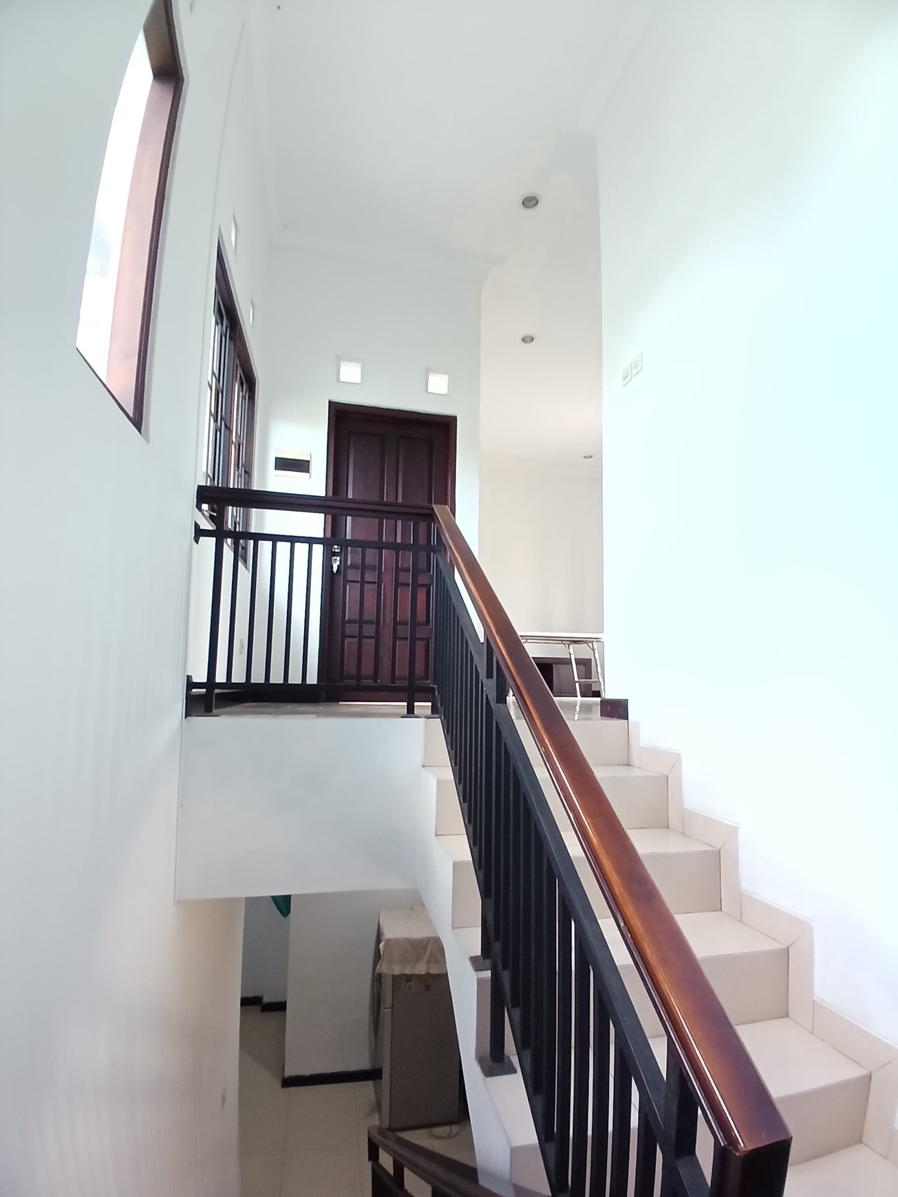 Disewakan Rumah Tinggal Furnish Dalam Perumahan Kuantan Regency Bener Tegalrejo Yogyakarta