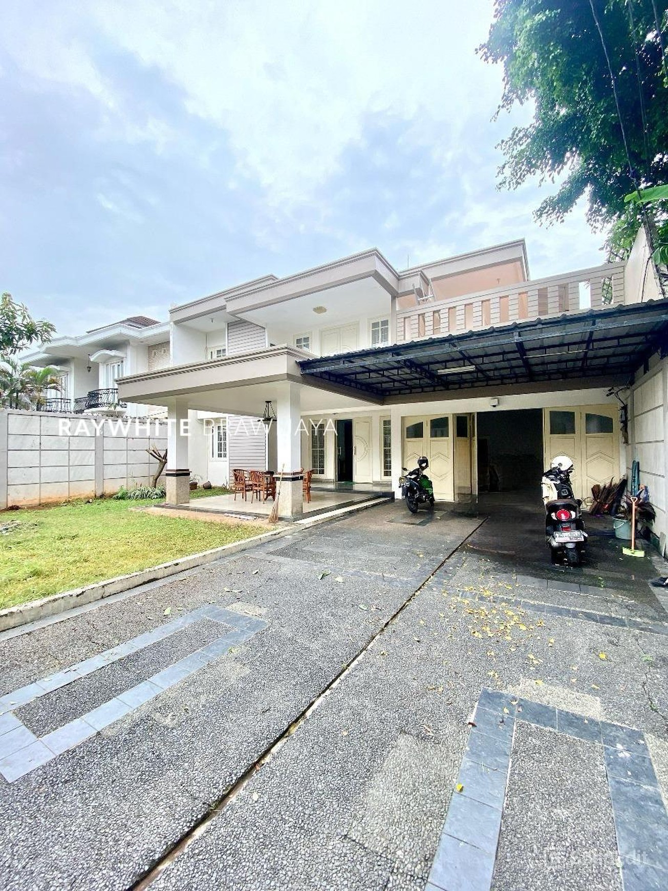 Rumah Hitung Tanah Area Cipete