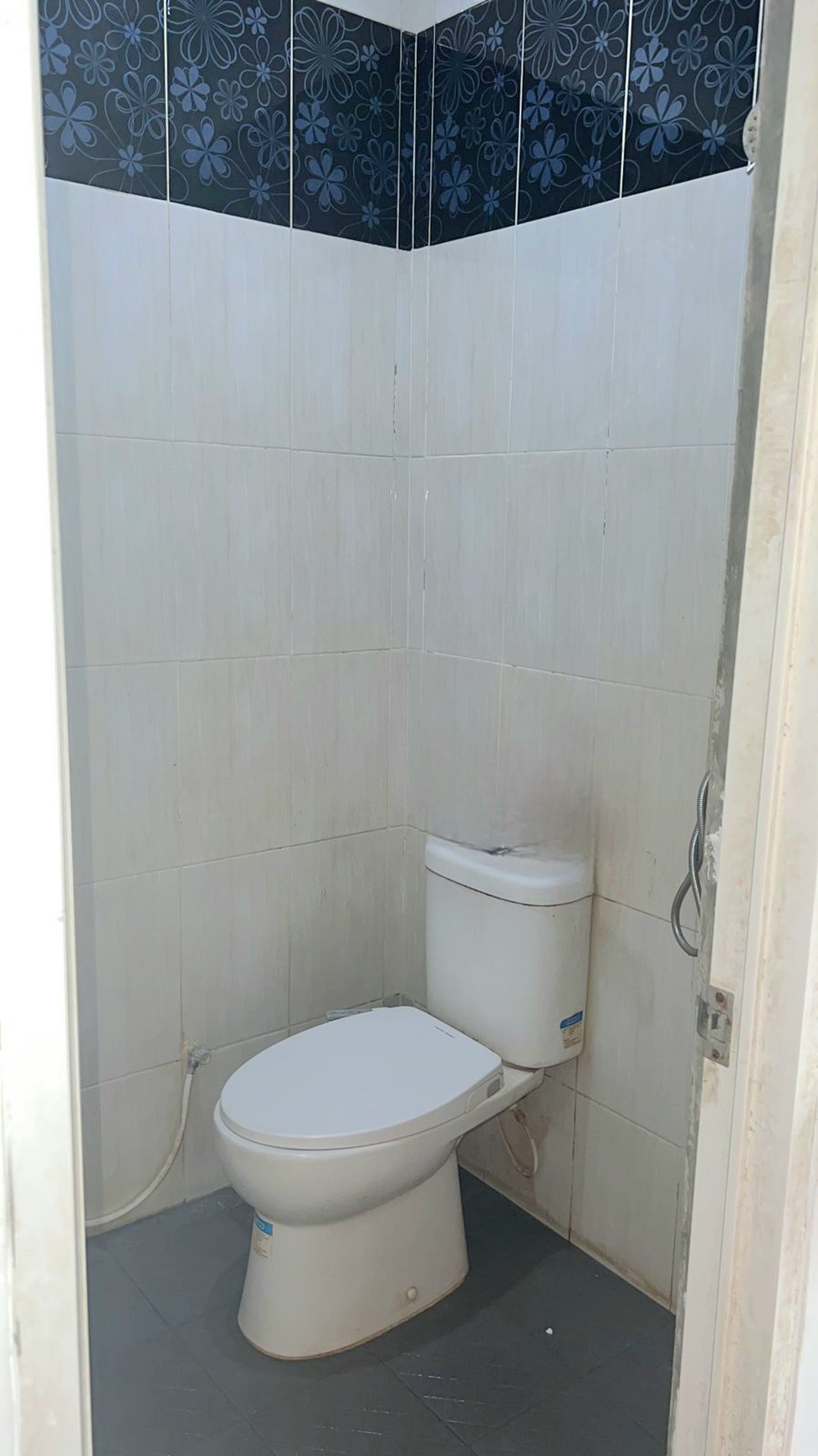 Rumah Bagus Siap Huni 2 lantai di Perumahan Goodland Village, Ciledug, Tangerang