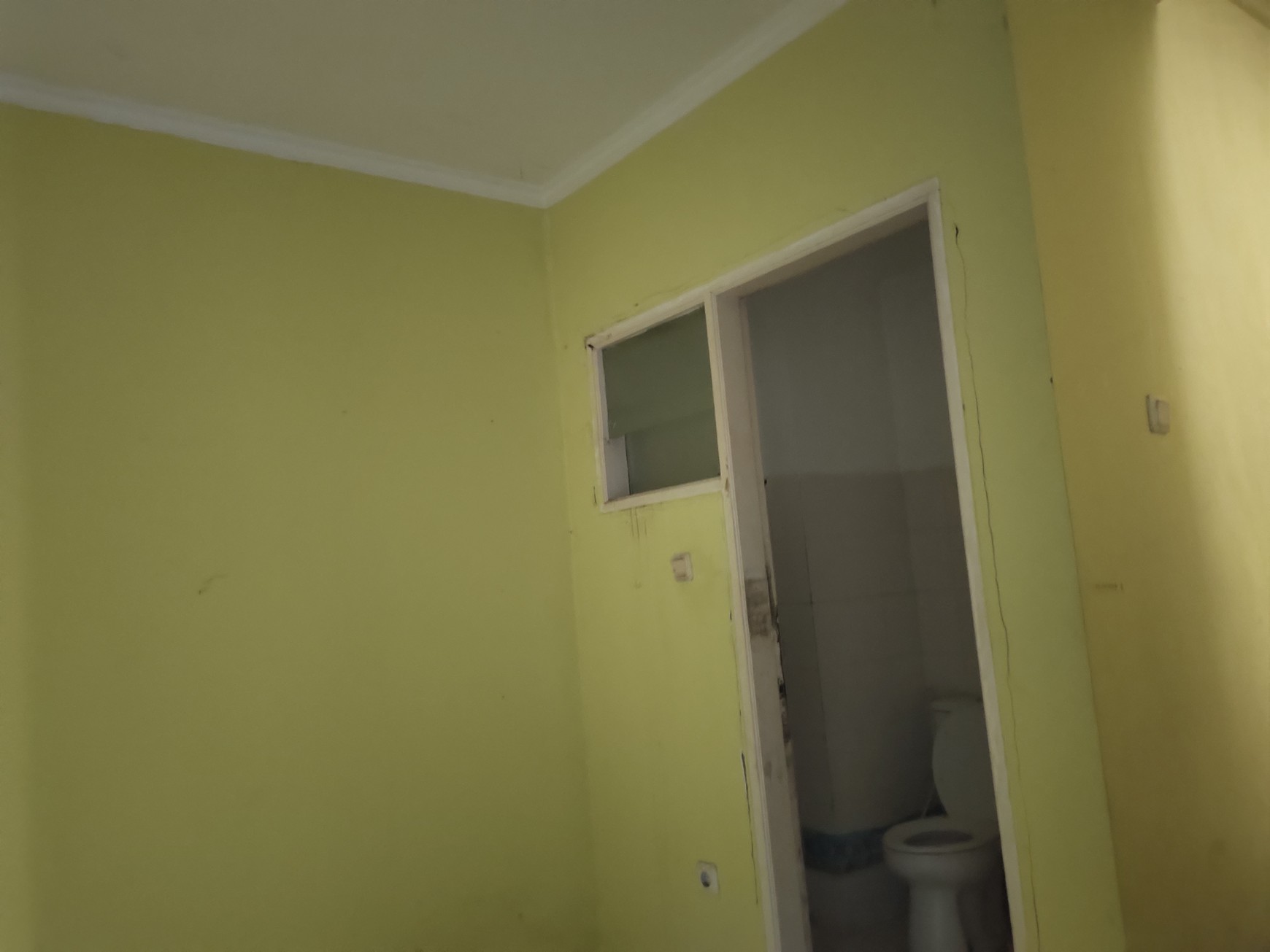 Harga Sewa Murah Ruko 2 lantai di Sentra Eropa Kota Wisata