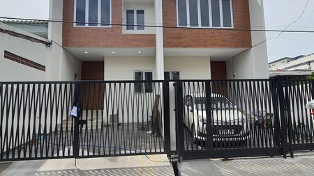 Rumah Murah model Minimalis 2 lantai Jual cepat kondisi baru di Bojong, Cengkareng - Jakarta barat