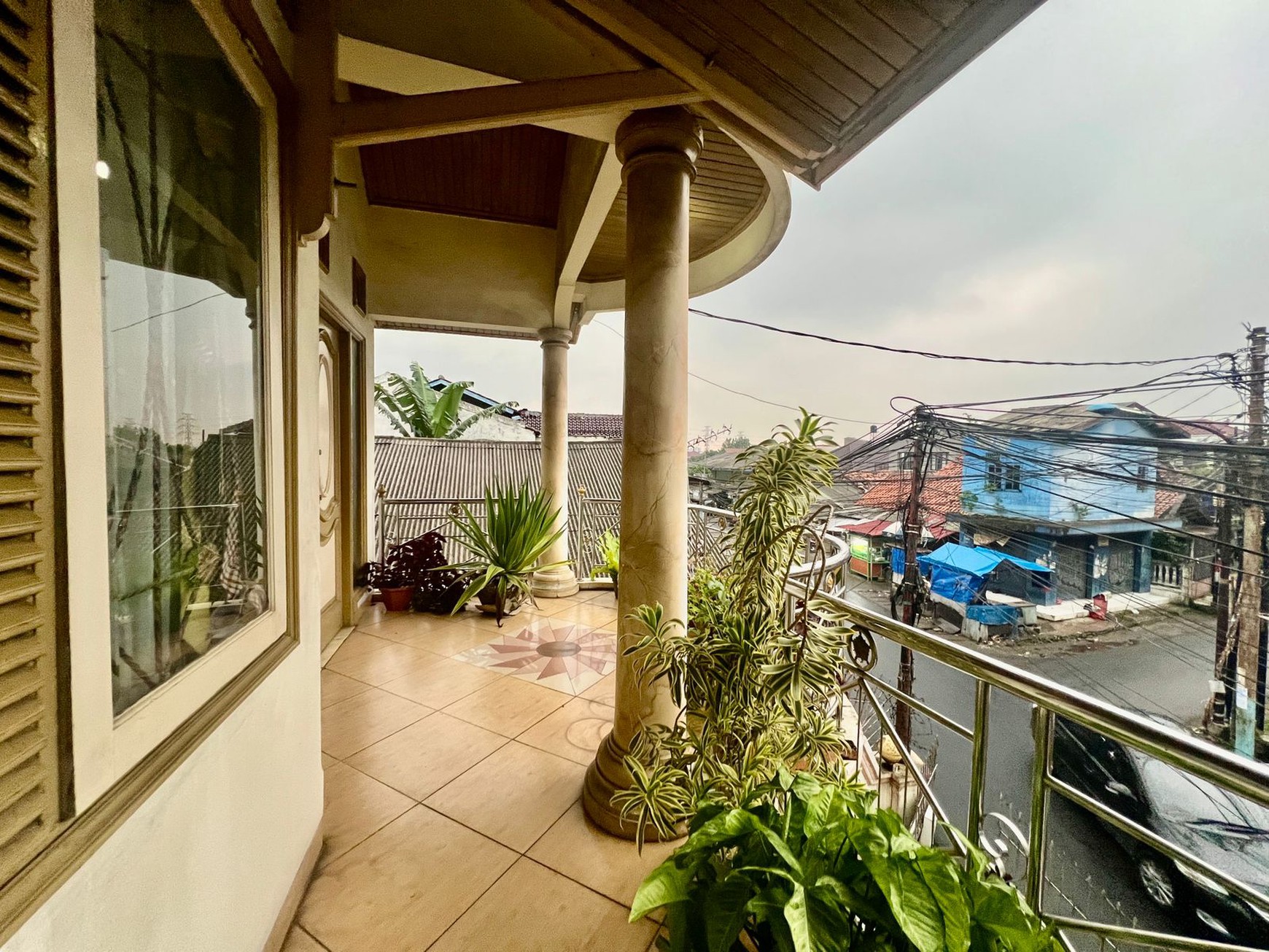 Rumah 2 lantai cibubur lokasi sangat strategis dijual cepat 