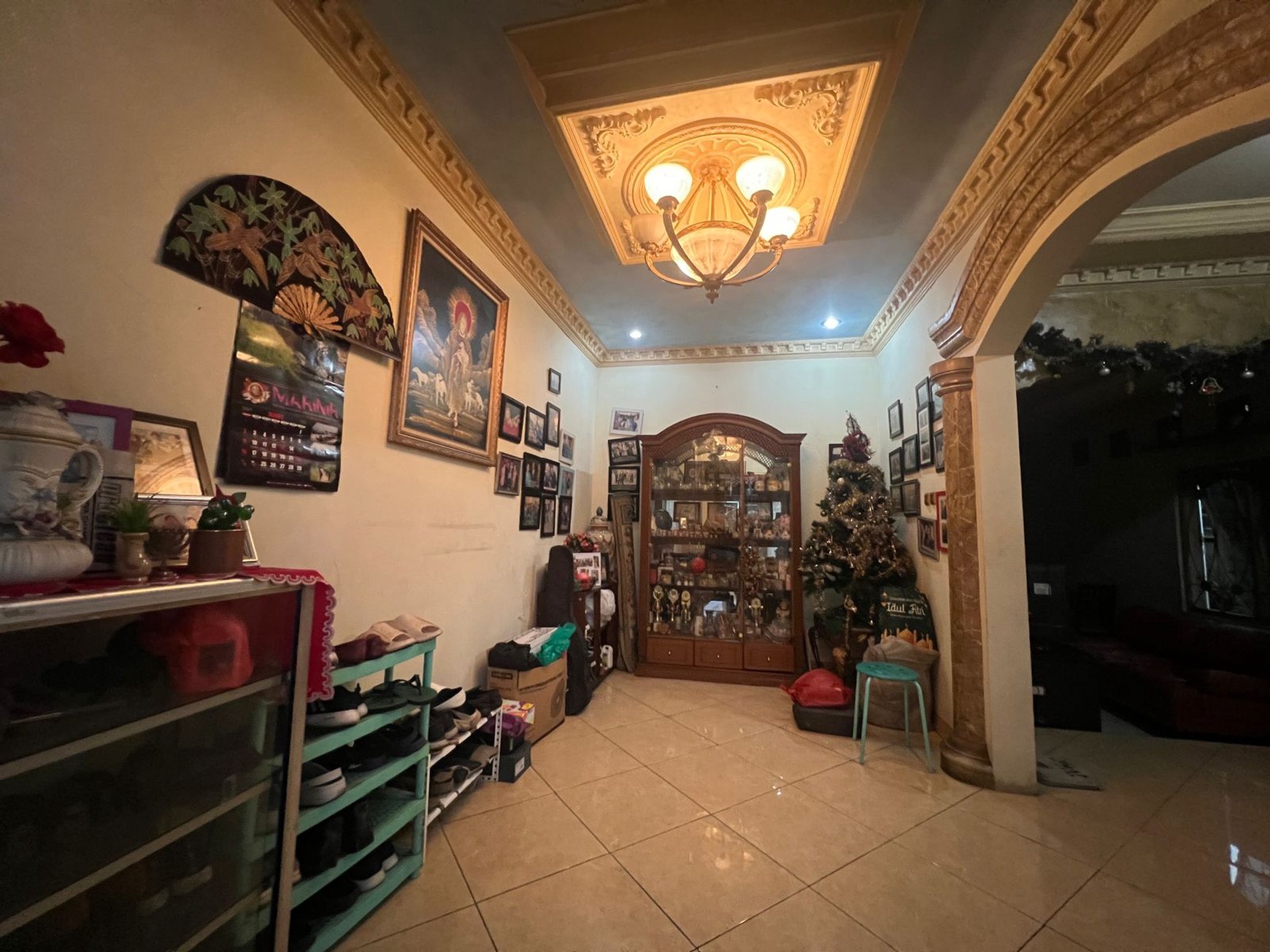 Rumah 2 lantai cibubur lokasi sangat strategis dijual cepat 