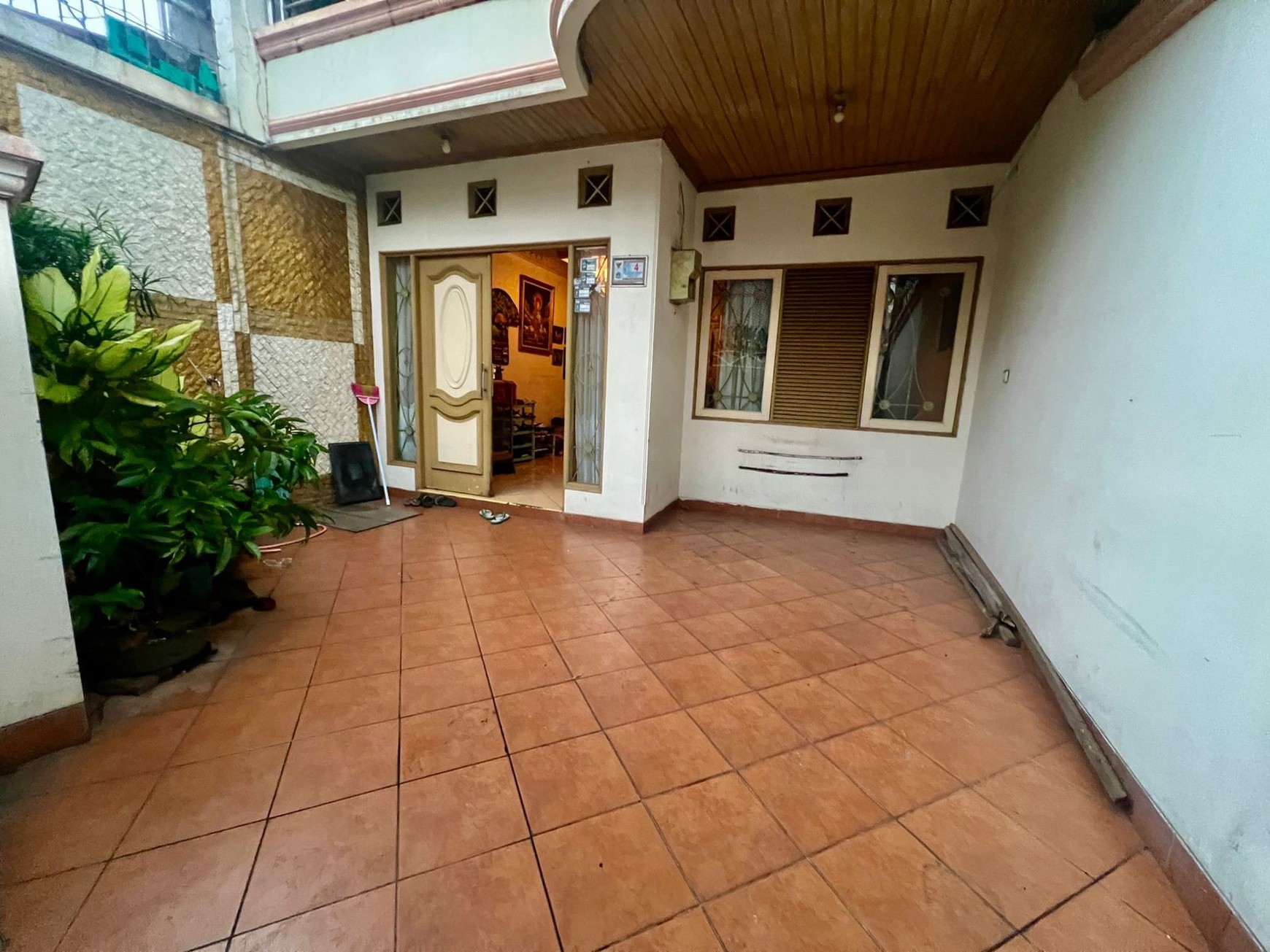 Rumah 2 lantai cibubur lokasi sangat strategis dijual cepat 