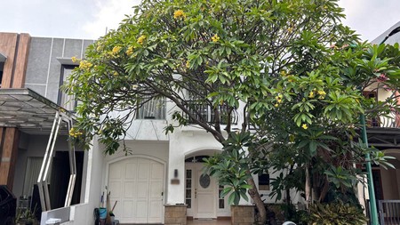 Rumah Pelangi Kuning, Kelapa Gading