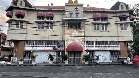 Dijual Tempat Usaha Jalan Slompretan Surabaya Kota