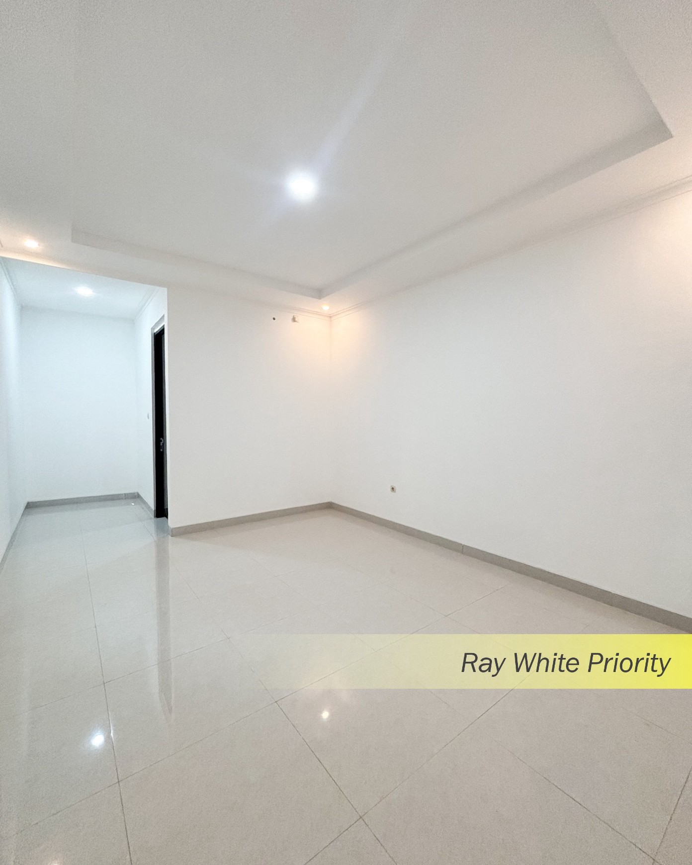 Brand New Minimalis Modern Dalam Cluster Siap Huni Di Bintaro, Tangerang Selatan