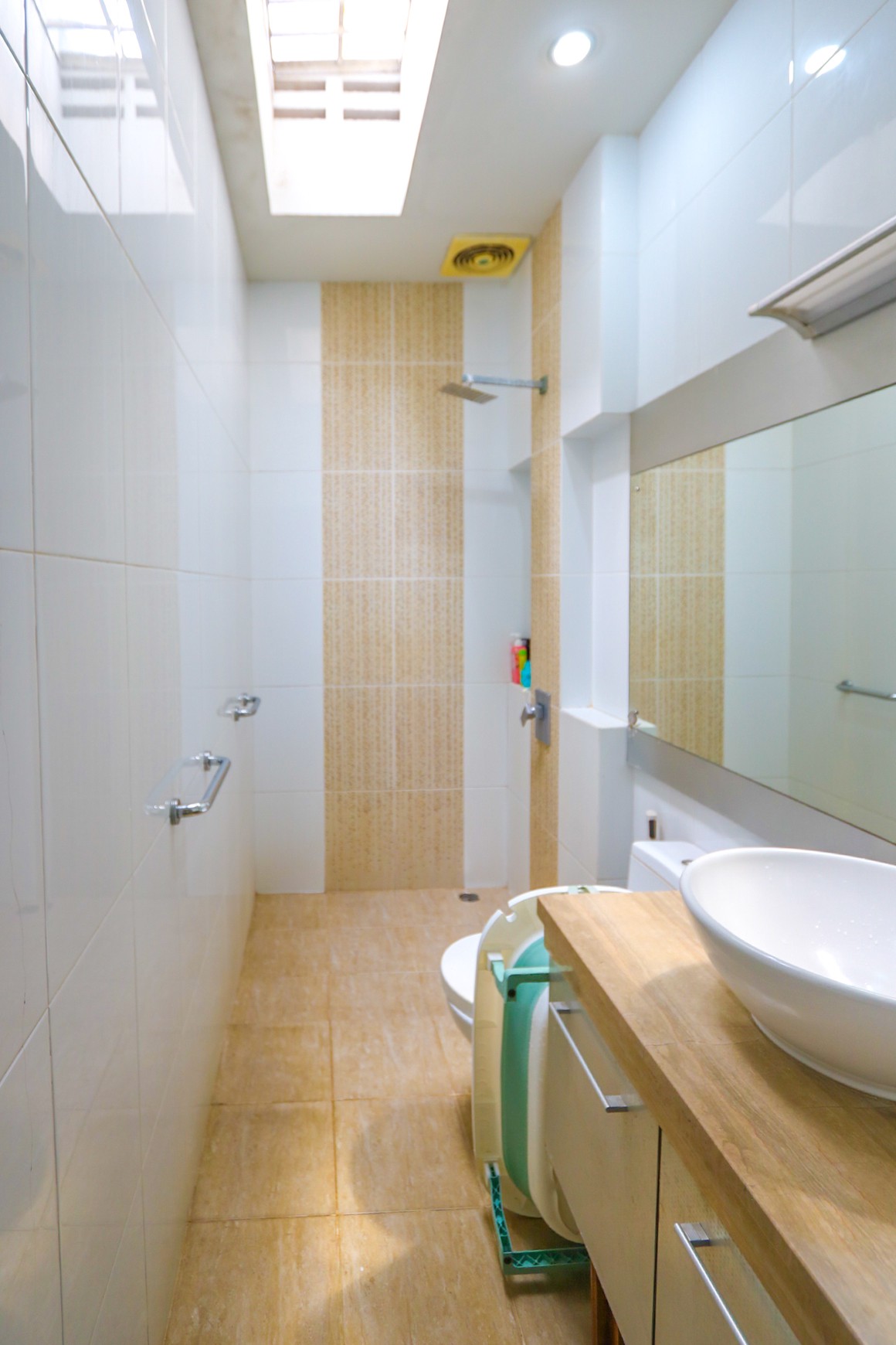 RUMAH NYAMAN & ASRI DI MALEO BINTARO, DEKAT JALAN TOL, AKSES MUDAH KE PONDOK INDAH, BSD CITY